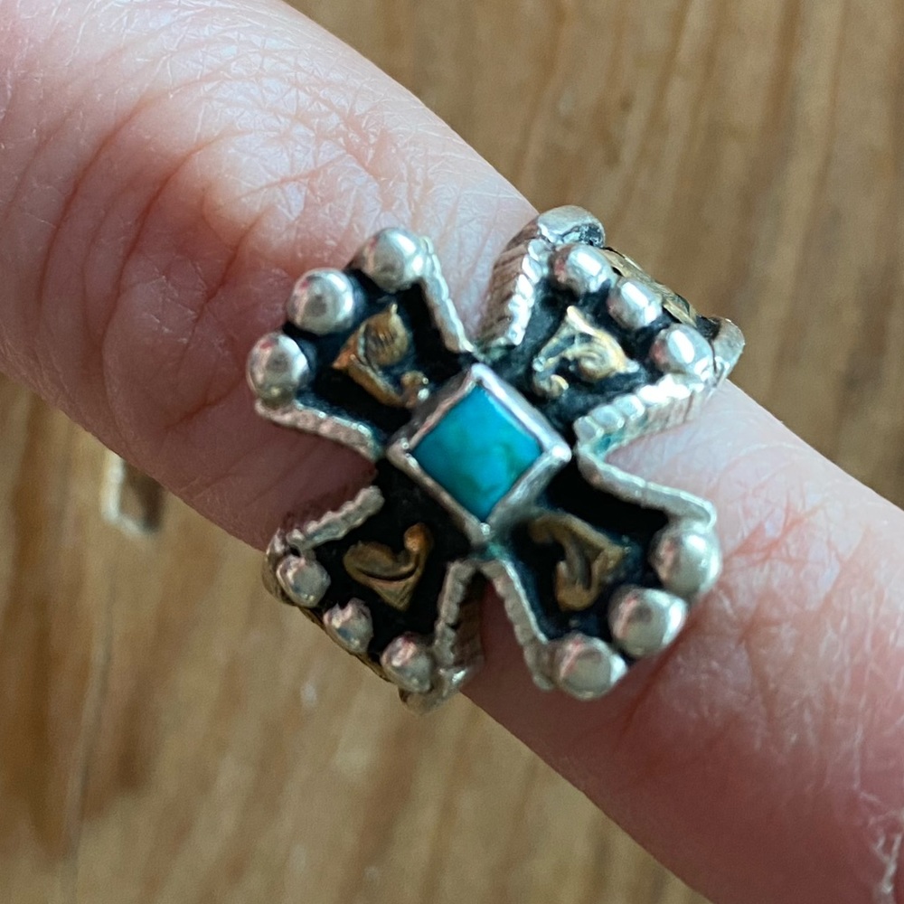 HYO Sterling Silver & Turquoise Ring